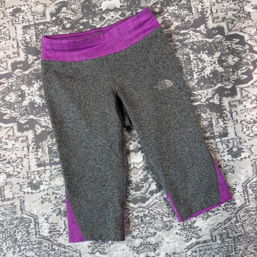 The North Face Girls Capri Leggings Small 7/8 Gray Purple Crop Athletic Pants